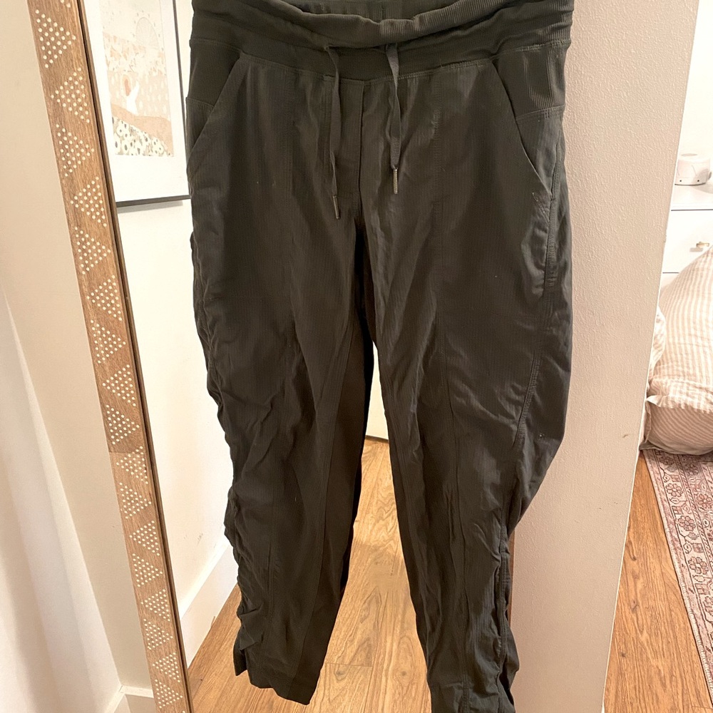 Lululemon Pants womens